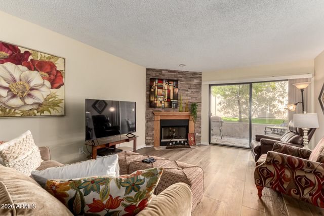 205 N 74TH Street 138, Mesa, AZ 85207