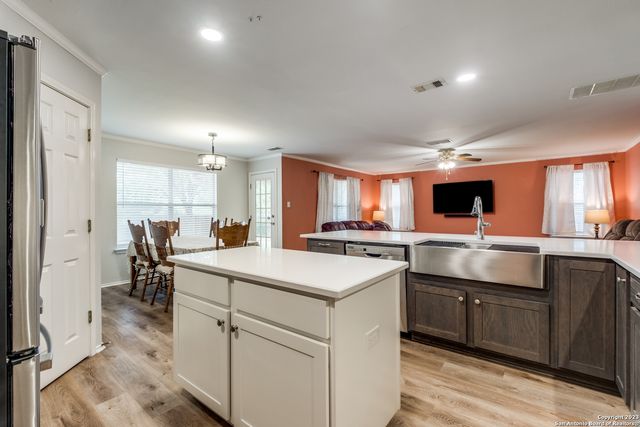 12127 DROUGHT PASS, Helotes, TX 78023