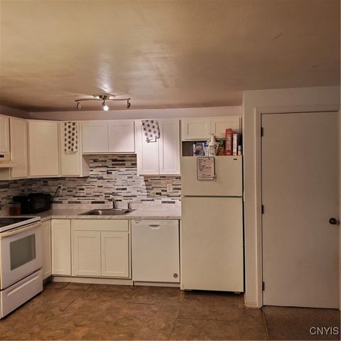 315 Roberts Street, Lenox, NY 13032