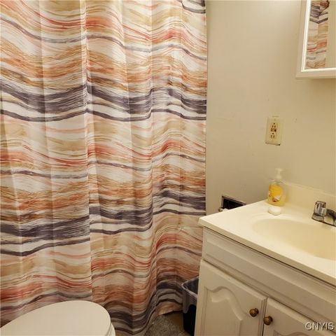 315 Roberts Street, Lenox, NY 13032