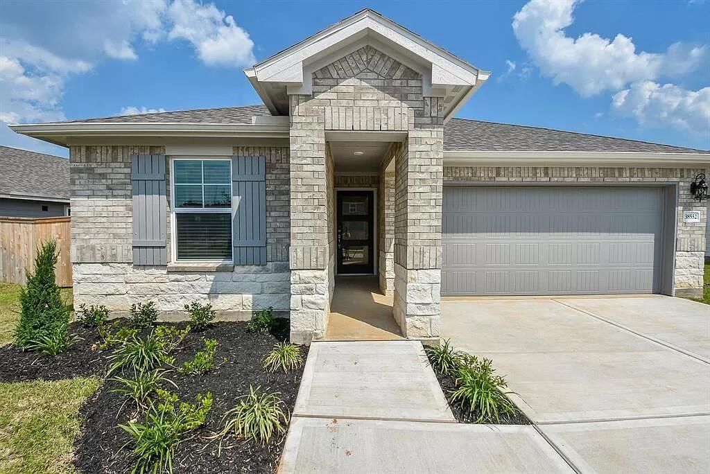 38552 Winding Meadows Drive, Magnolia, TX 77354