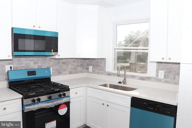 8400 LIBERTY RD, Windsor Mill, MD 21244