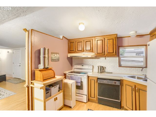 13401 Ne 28TH St 222, Vancouver, WA 98682