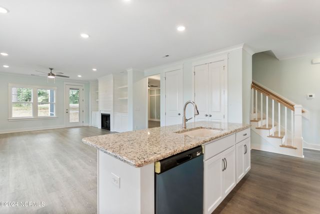 2058 Greenside Manor Drive SW, Ocean Isle Beach, NC 28469