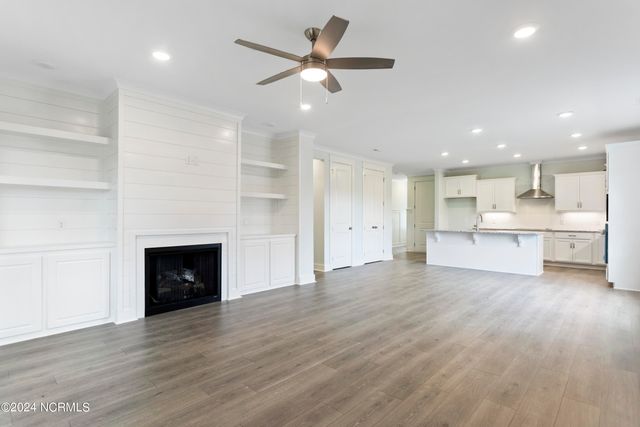 2058 Greenside Manor Drive SW, Ocean Isle Beach, NC 28469