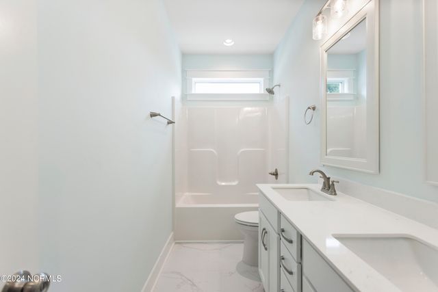 2058 Greenside Manor Drive SW, Ocean Isle Beach, NC 28469