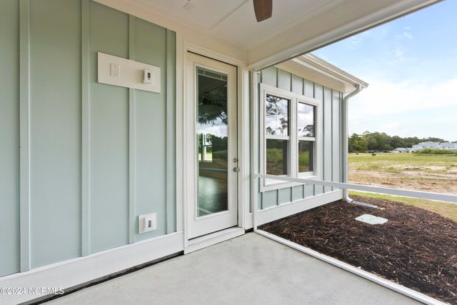 2058 Greenside Manor Drive SW, Ocean Isle Beach, NC 28469