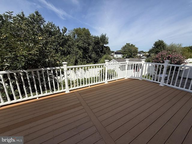 68 CONCORD BLVD, Sicklerville, NJ 08081