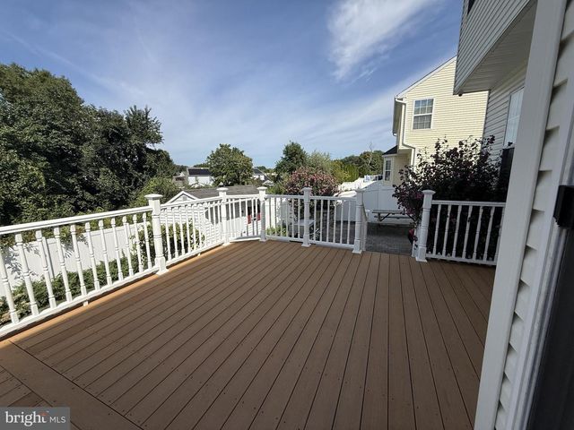 68 CONCORD BLVD, Sicklerville, NJ 08081