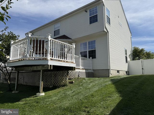 68 CONCORD BLVD, Sicklerville, NJ 08081