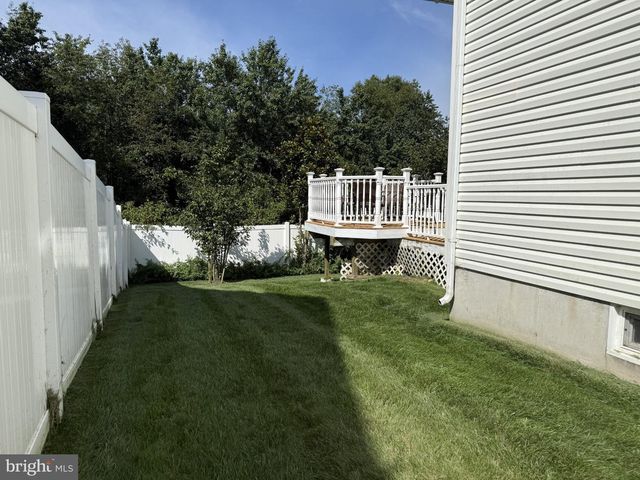 68 CONCORD BLVD, Sicklerville, NJ 08081