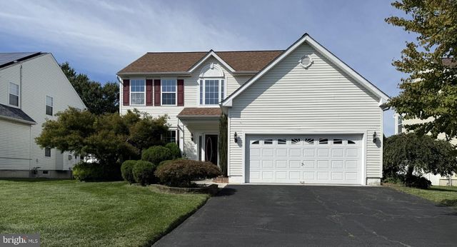 68 CONCORD BLVD, Sicklerville, NJ 08081