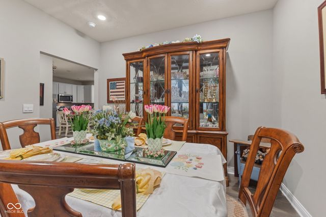 914 Ridge Rock Lane, Bargersville, IN 46106
