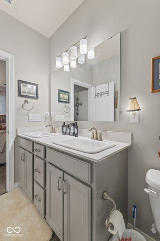 914 Ridge Rock Lane, Bargersville, IN 46106