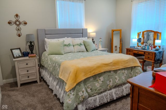 914 Ridge Rock Lane, Bargersville, IN 46106