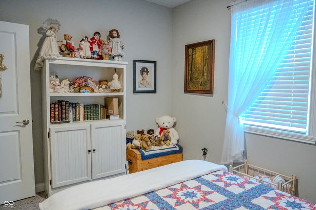 914 Ridge Rock Lane, Bargersville, IN 46106