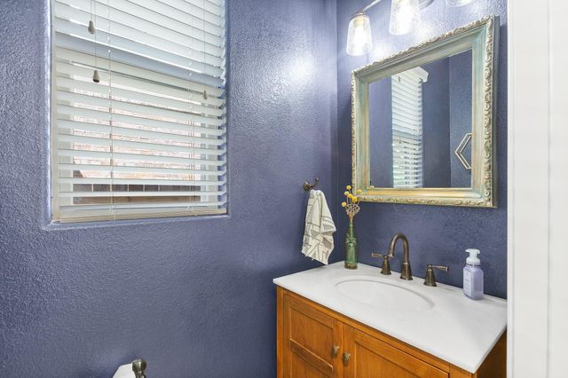 2618 Garlic Creek DR, Buda, TX 78610