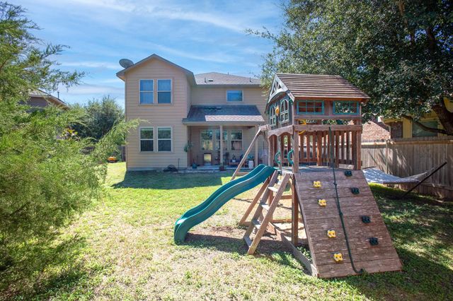 2618 Garlic Creek DR, Buda, TX 78610