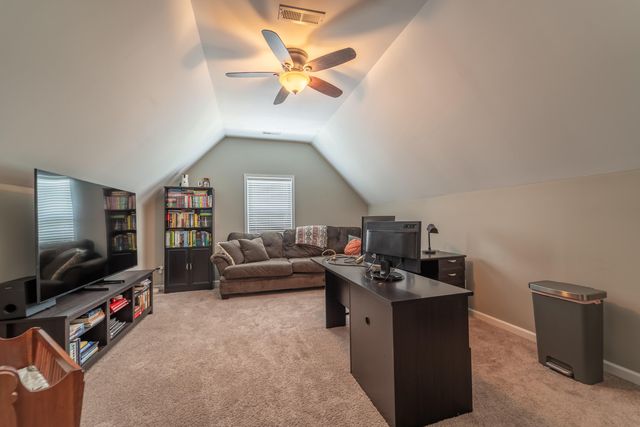 1144 Autumn Ridge Drive, Lexington, KY 40509