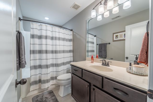 1144 Autumn Ridge Drive, Lexington, KY 40509