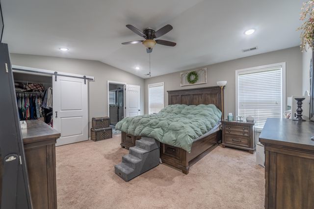 1144 Autumn Ridge Drive, Lexington, KY 40509