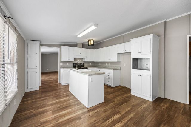 16287 Wrangler Avenue, Conroe, TX 77302