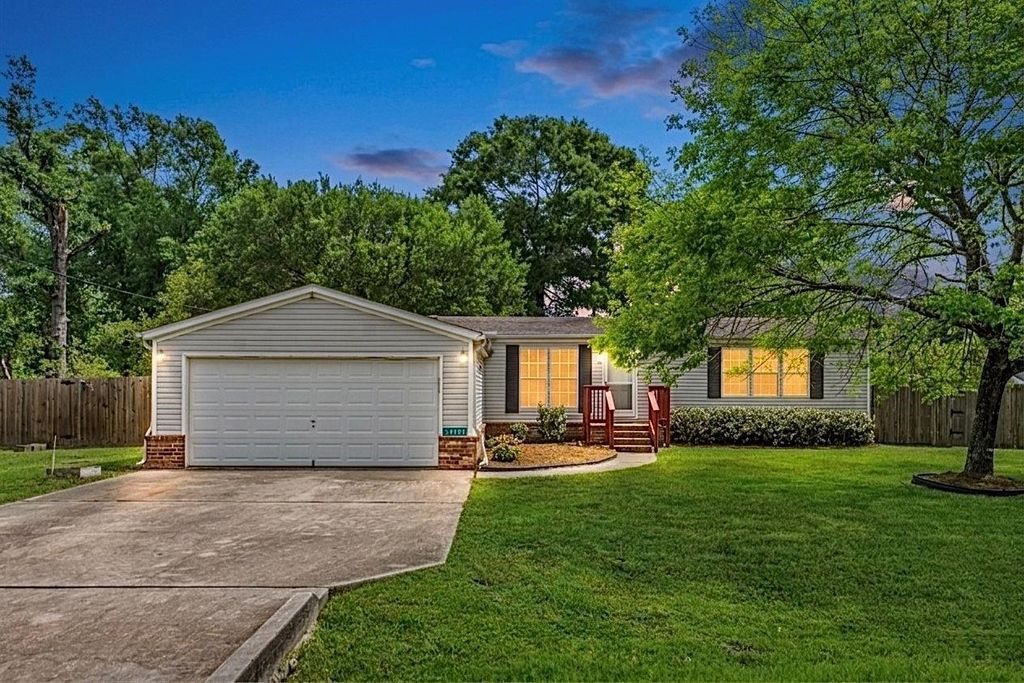 16287 Wrangler Avenue, Conroe, TX 77302