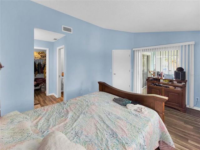 304 34TH AVENUE DRIVE E 304, Bradenton, FL 34208