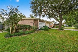 9631 Meadowcroft Drive, Houston, TX 77063