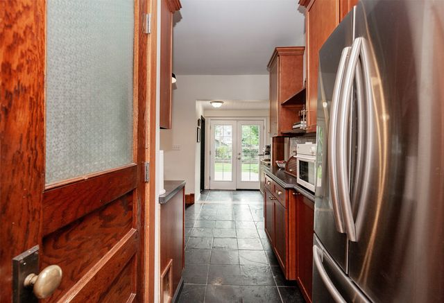 1643 York Street, Des Moines, IA 50316