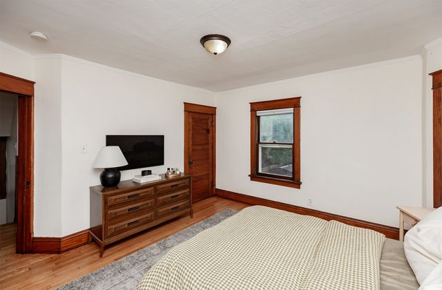 1643 York Street, Des Moines, IA 50316