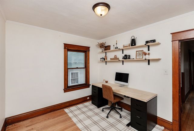 1643 York Street, Des Moines, IA 50316
