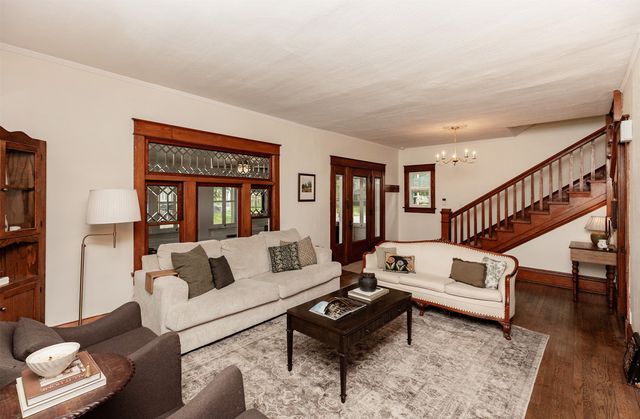 1643 York Street, Des Moines, IA 50316