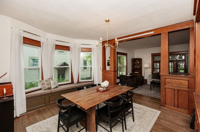 1643 York Street, Des Moines, IA 50316