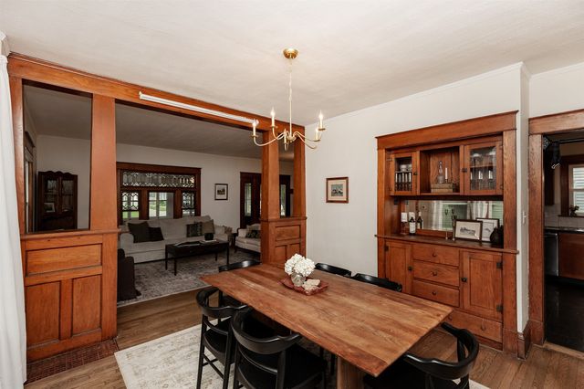 1643 York Street, Des Moines, IA 50316