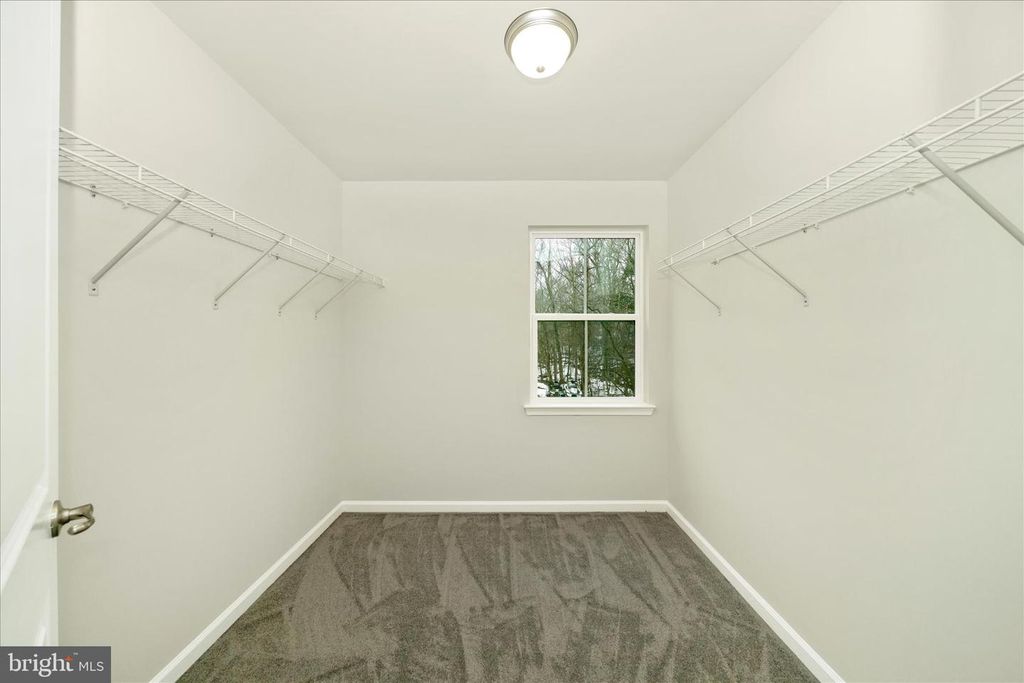 Image 25 of property listing at 7014 LINDEN AVE, Elkridge, MD 21075