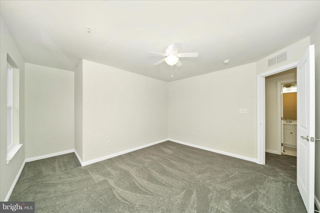 Image 30 of property listing at 7014 LINDEN AVE, Elkridge, MD 21075