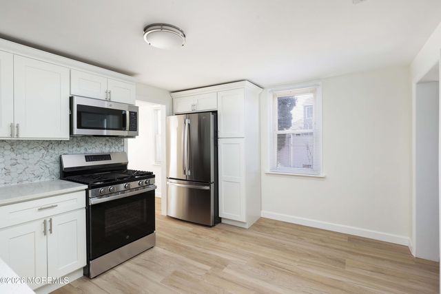 127 7th Street A, Hazlet, NJ 07734