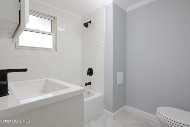 127 7th Street A, Hazlet, NJ 07734