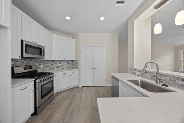 1617 Abbey LN, Cedar Park, TX 78613