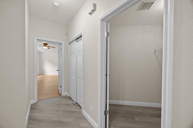 1617 Abbey LN, Cedar Park, TX 78613