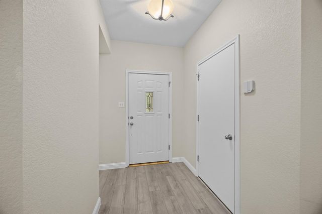 1617 Abbey LN, Cedar Park, TX 78613