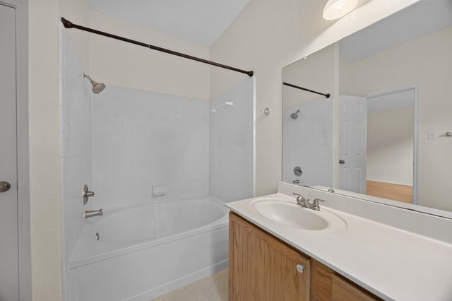 1617 Abbey LN, Cedar Park, TX 78613