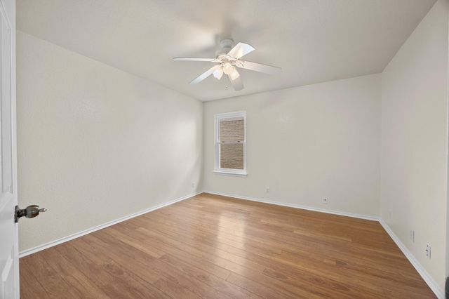 1617 Abbey LN, Cedar Park, TX 78613