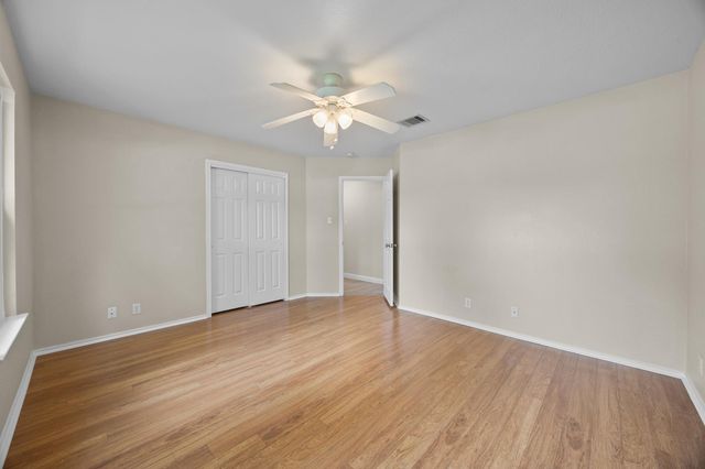 1617 Abbey LN, Cedar Park, TX 78613