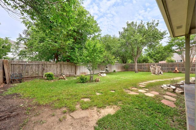 1617 Abbey LN, Cedar Park, TX 78613