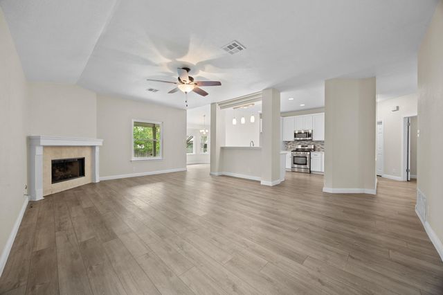 1617 Abbey LN, Cedar Park, TX 78613