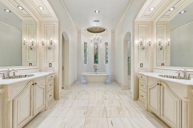 15 Wyck Hill Lane, Westlake, TX 76262