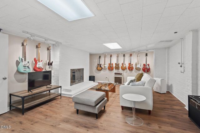 225 W Woodridge Drive, Durham, NC 27707