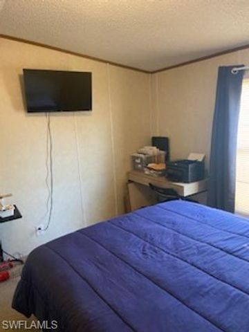 11000 Ballweg LN, Fort Myers, FL 33908